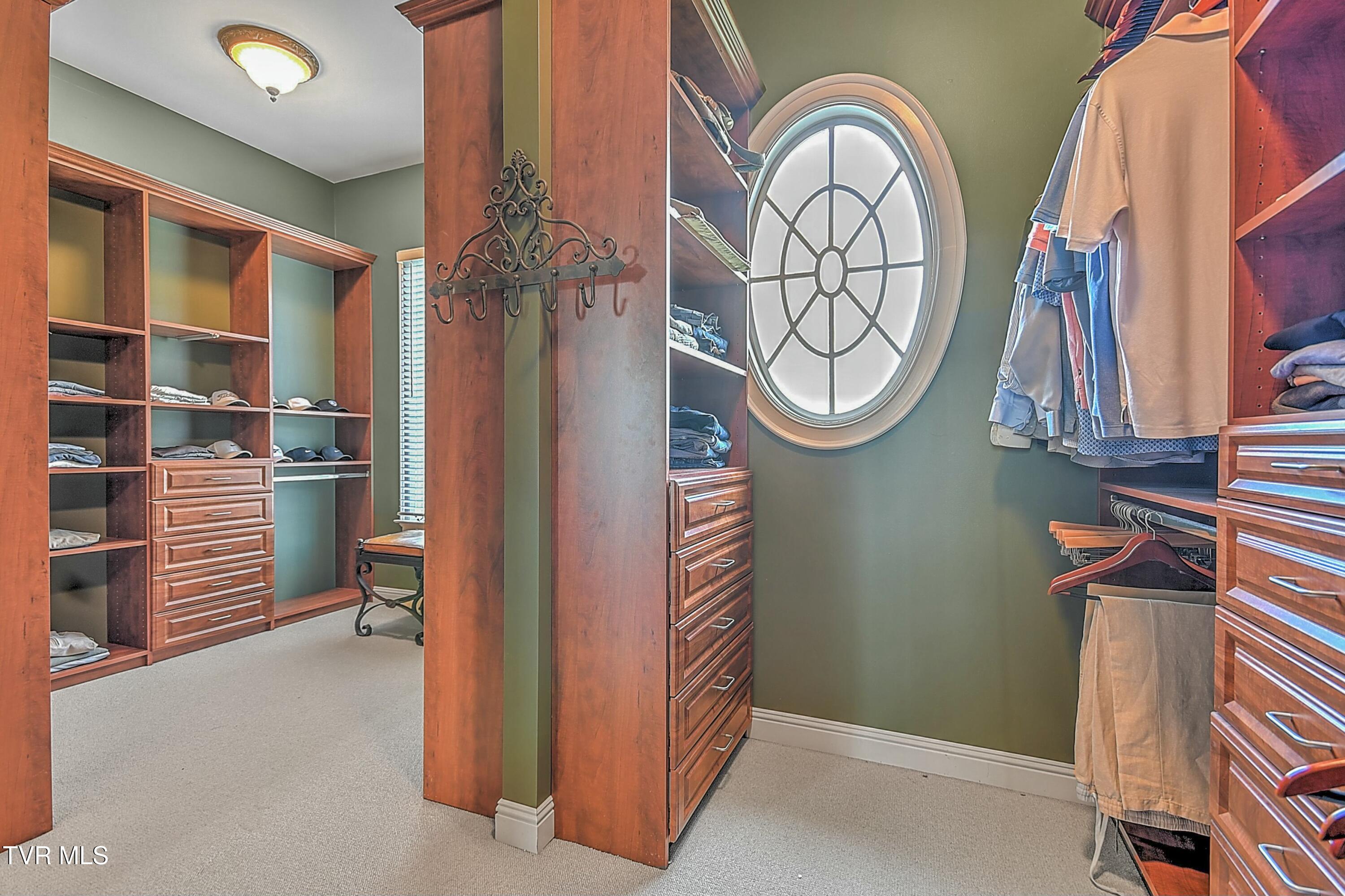 Johnson City, Tennessee, 37615, United States, ,6 BathroomsBathrooms,Residential,Active,1773218