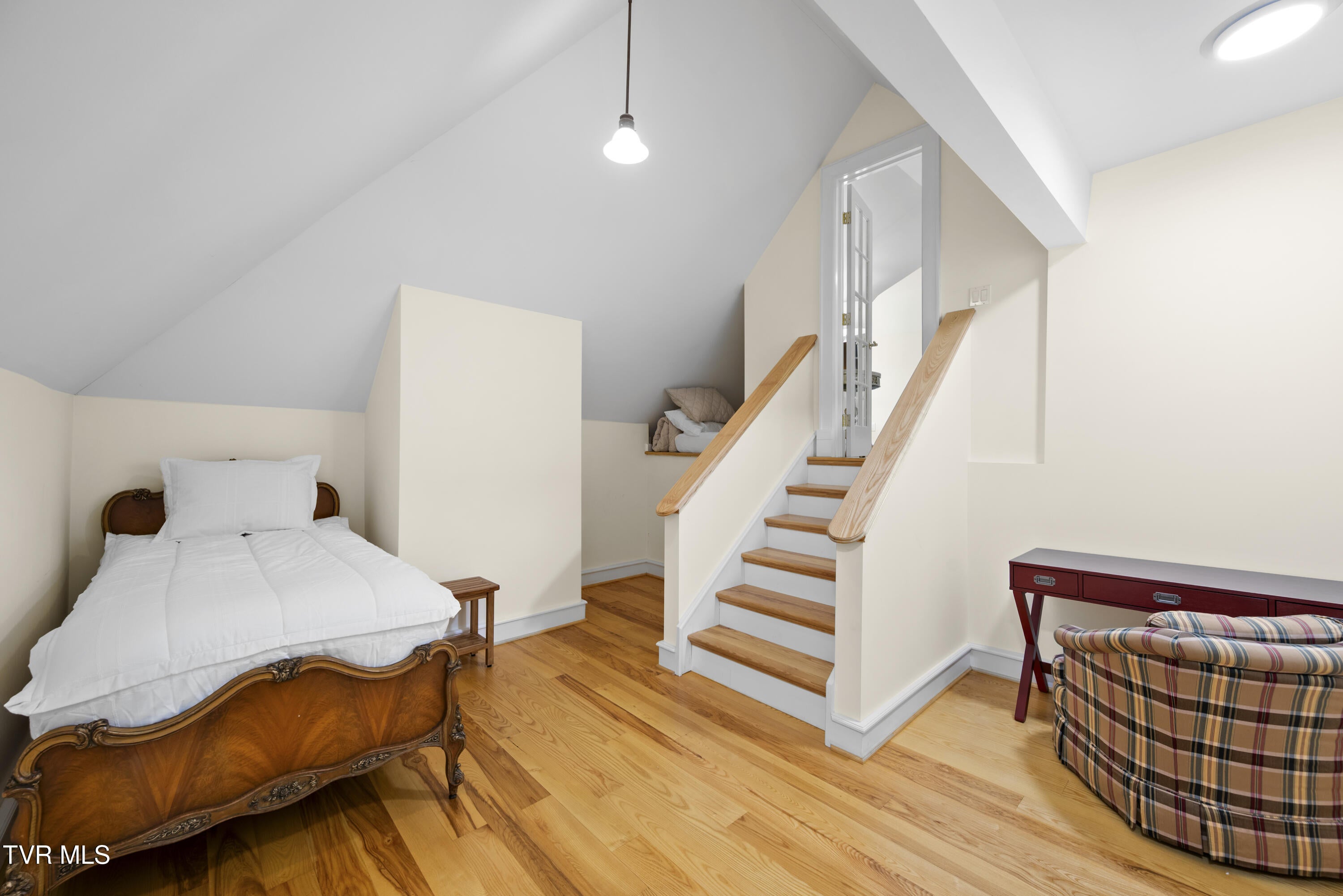 Blountville, Tennessee, 37617, United States, 8 Bedrooms Bedrooms, ,8 BathroomsBathrooms,Residential,Active,2007073