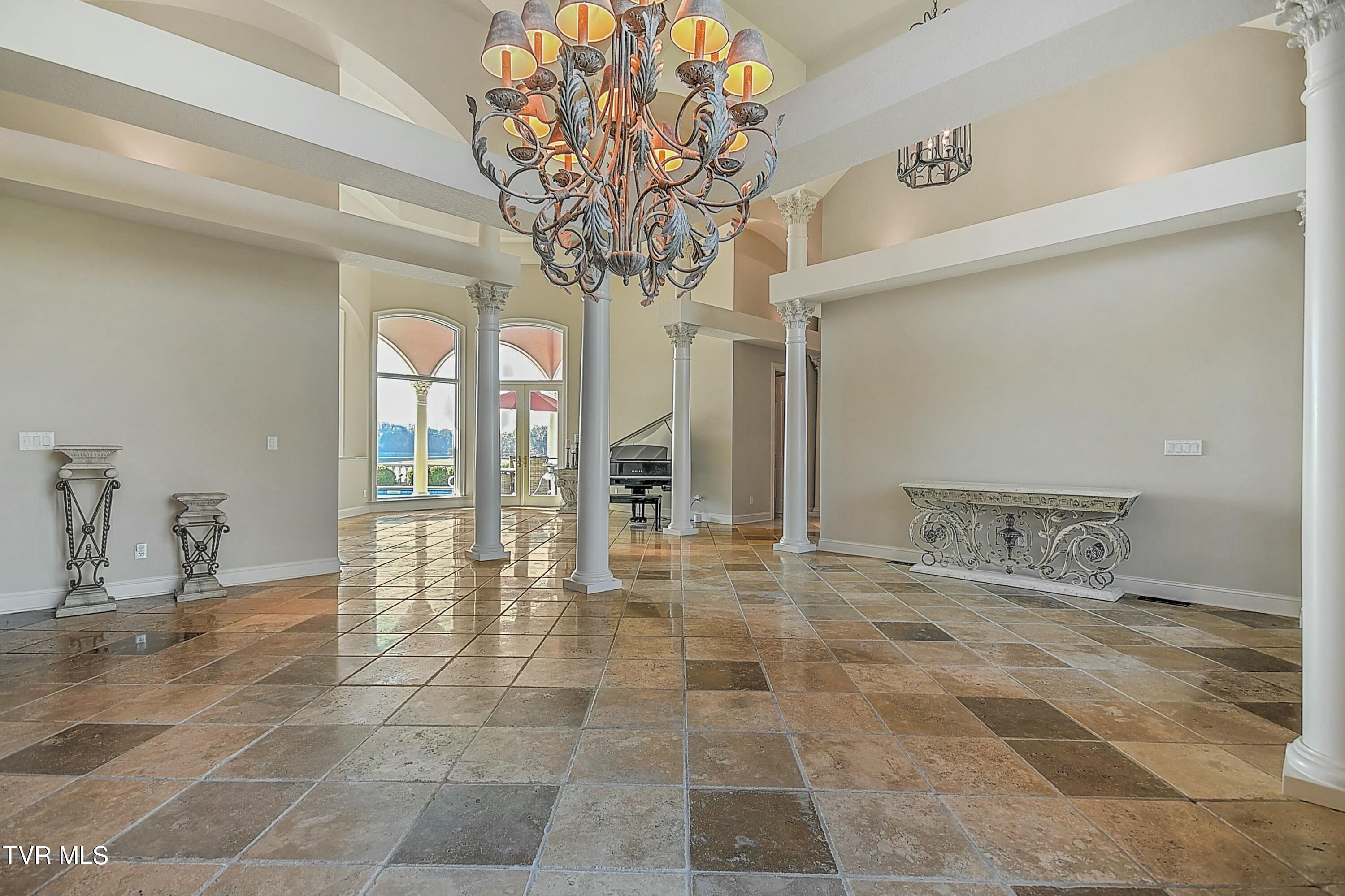 Johnson City, Tennessee, 37615, United States, ,6 BathroomsBathrooms,Residential,Active,1773218