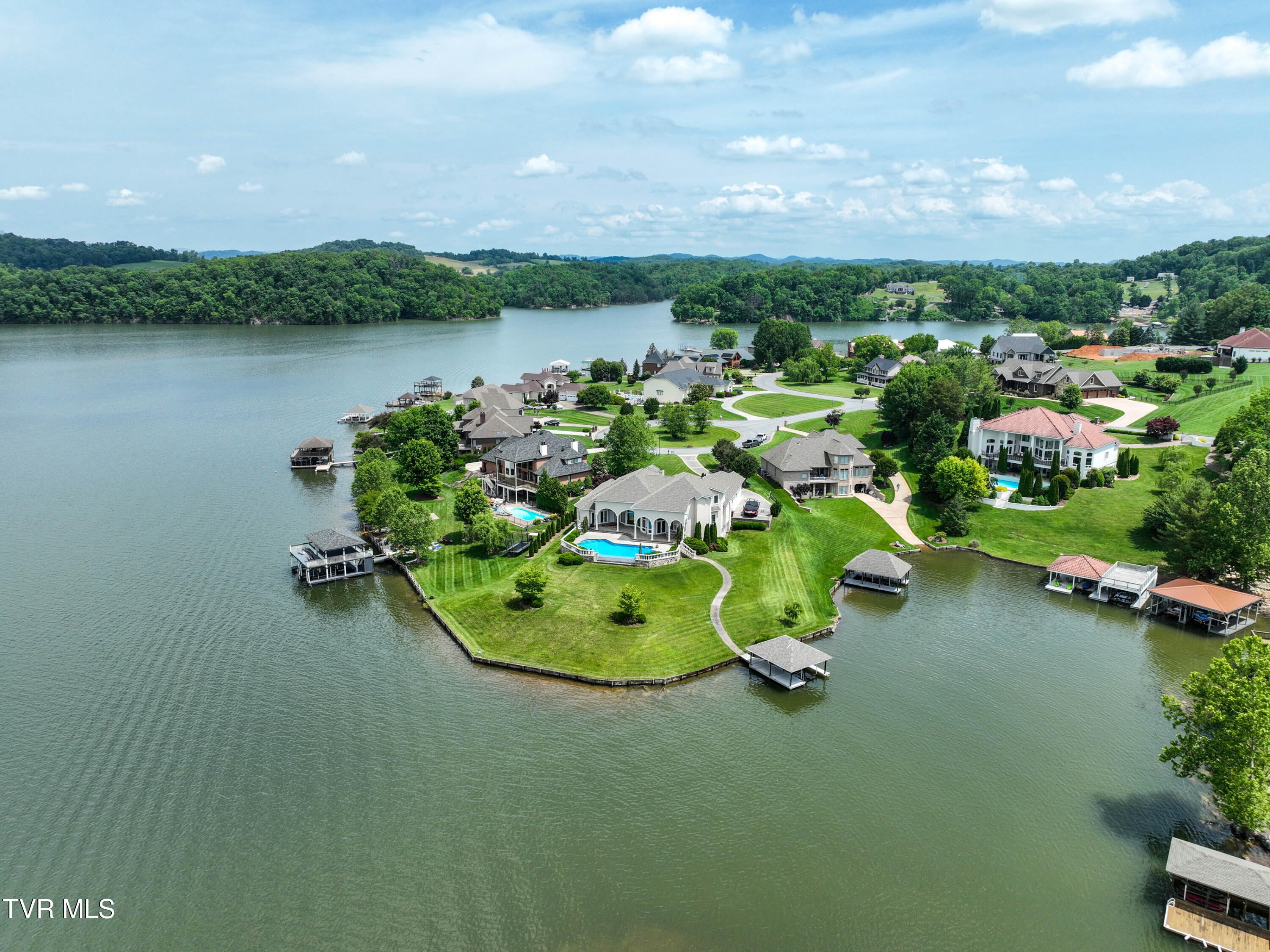 Johnson City, Tennessee, 37615, United States, ,6 BathroomsBathrooms,Residential,Active,1773218