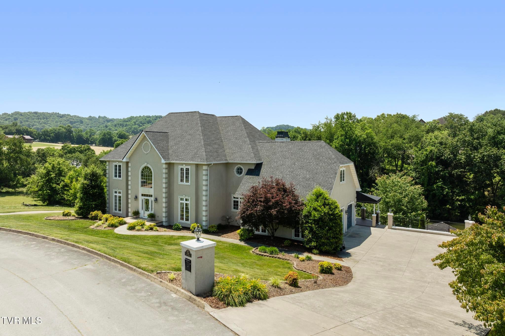 Piney Flats, Tennessee, 37686, United States, 5 Bedrooms Bedrooms, ,5 BathroomsBathrooms,Residential,Active,1849555