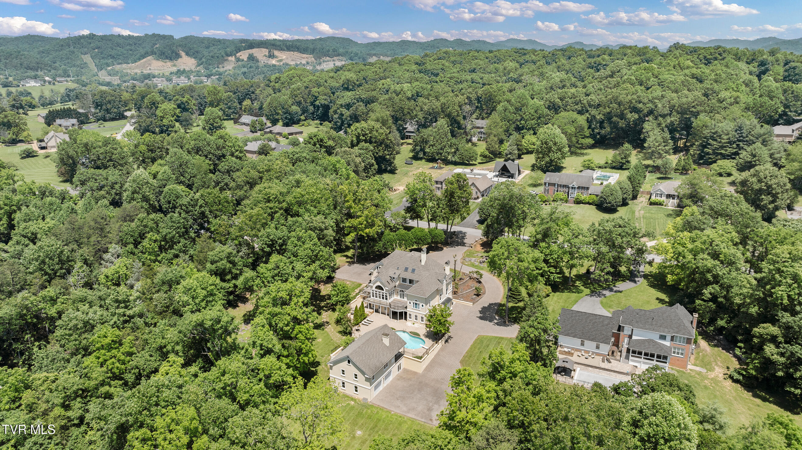 Blountville, Tennessee, 37617, United States, 8 Bedrooms Bedrooms, ,8 BathroomsBathrooms,Residential,Active,2007073
