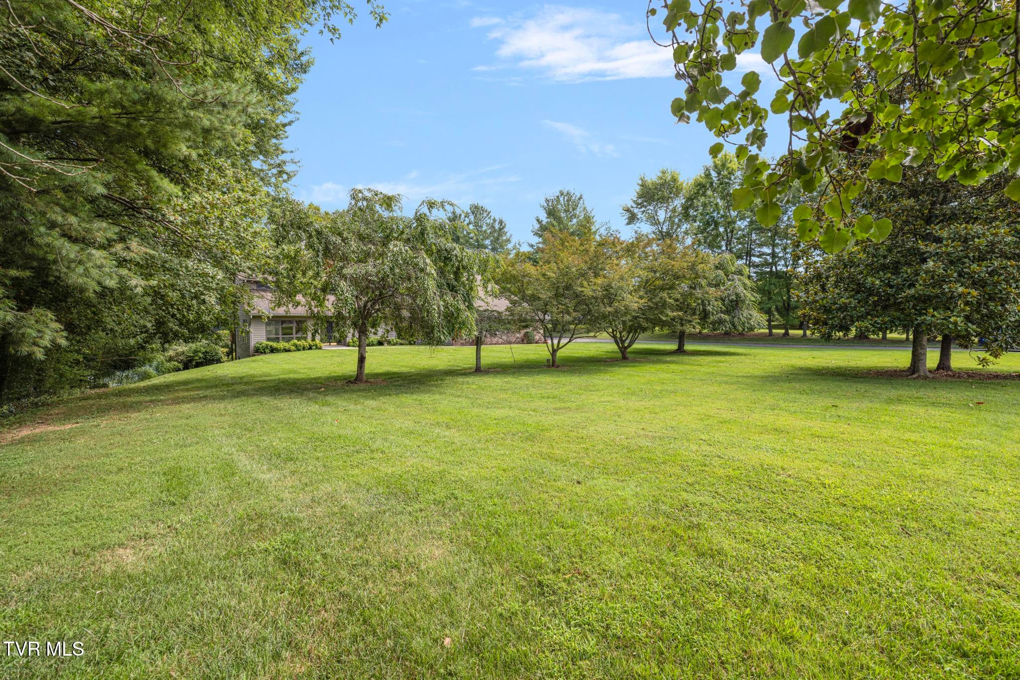 Gray, Tennessee, 37615, United States, 4 Bedrooms Bedrooms, ,5 BathroomsBathrooms,Residential,Active,1904698