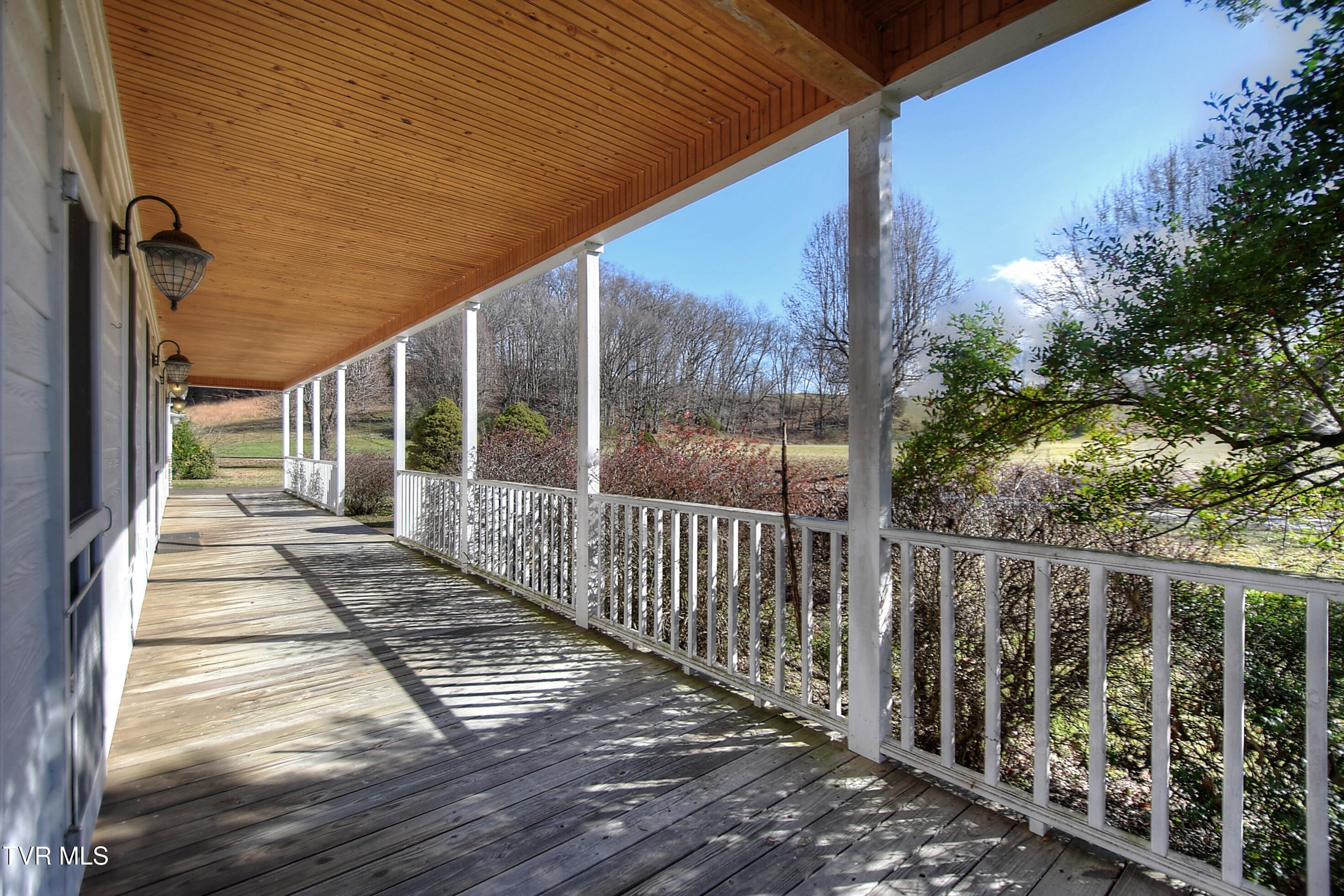 Johnson City, Tennessee, 37601, United States, 4 Bedrooms Bedrooms, ,3 BathroomsBathrooms,Residential,Active,1999331