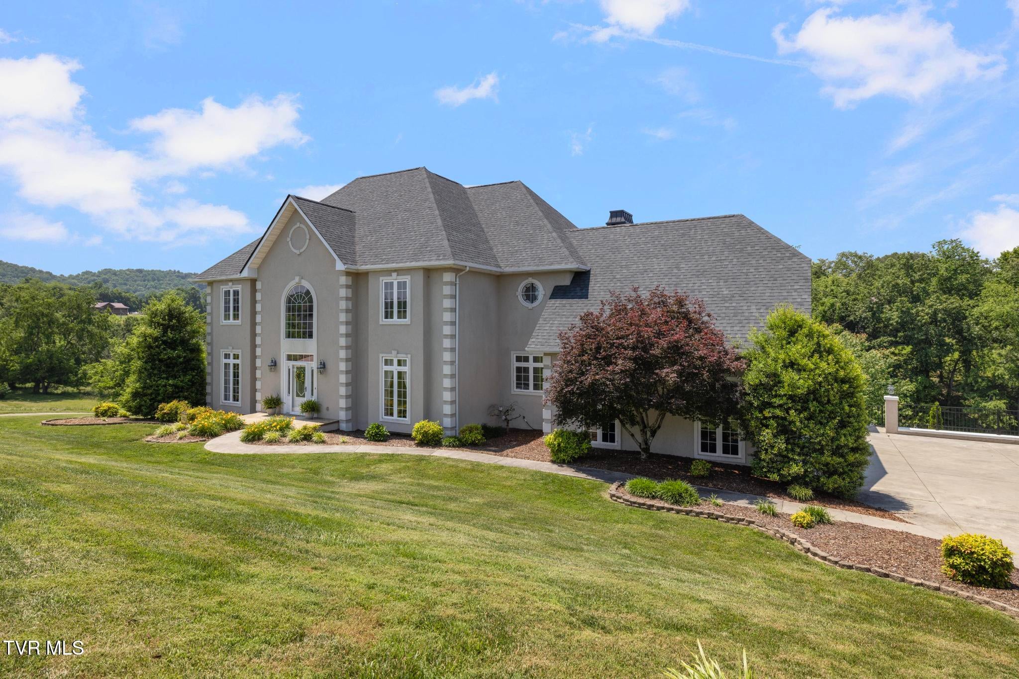 Piney Flats, Tennessee, 37686, United States, 5 Bedrooms Bedrooms, ,5 BathroomsBathrooms,Residential,Active,1849555