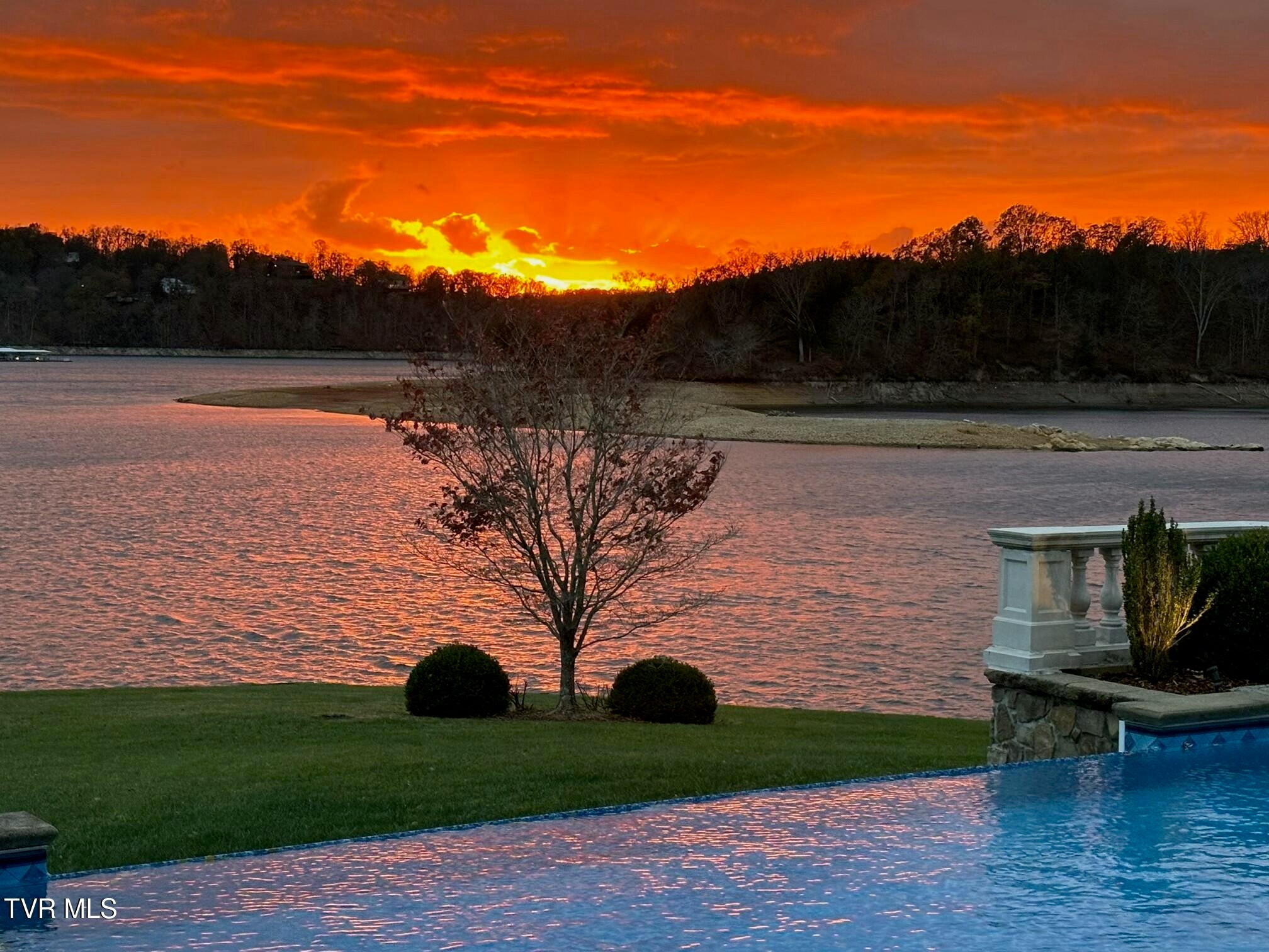 Johnson City, Tennessee, 37615, United States, ,6 BathroomsBathrooms,Residential,Active,1773218