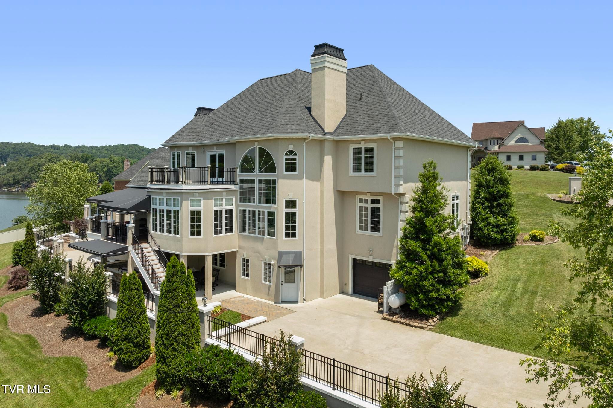 Piney Flats, Tennessee, 37686, United States, 5 Bedrooms Bedrooms, ,5 BathroomsBathrooms,Residential,Active,1849555