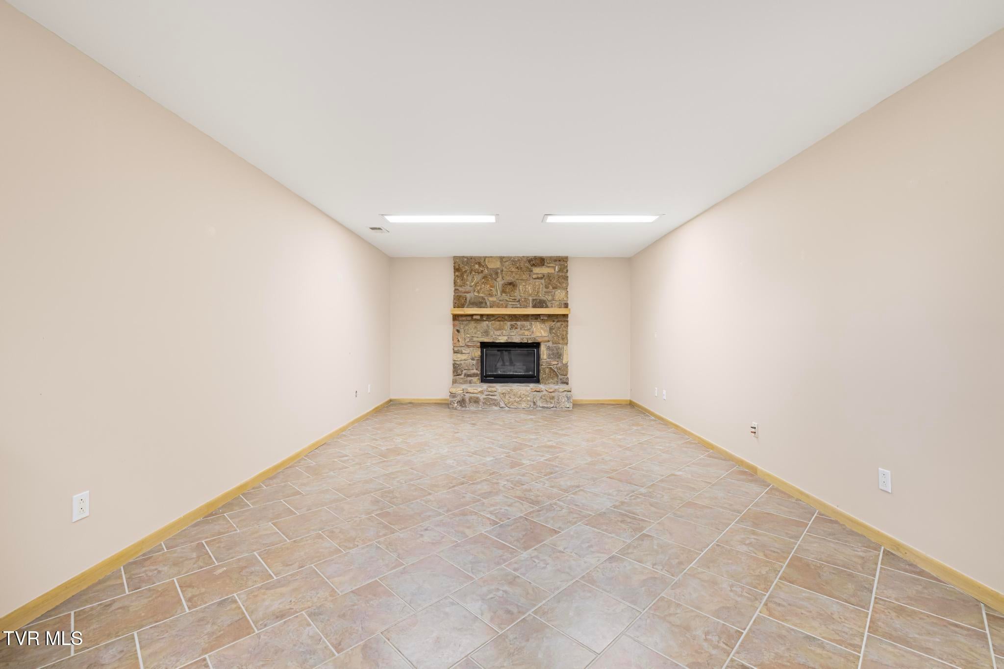 Gray, Tennessee, 37615, United States, 4 Bedrooms Bedrooms, ,5 BathroomsBathrooms,Residential,Active,1904698