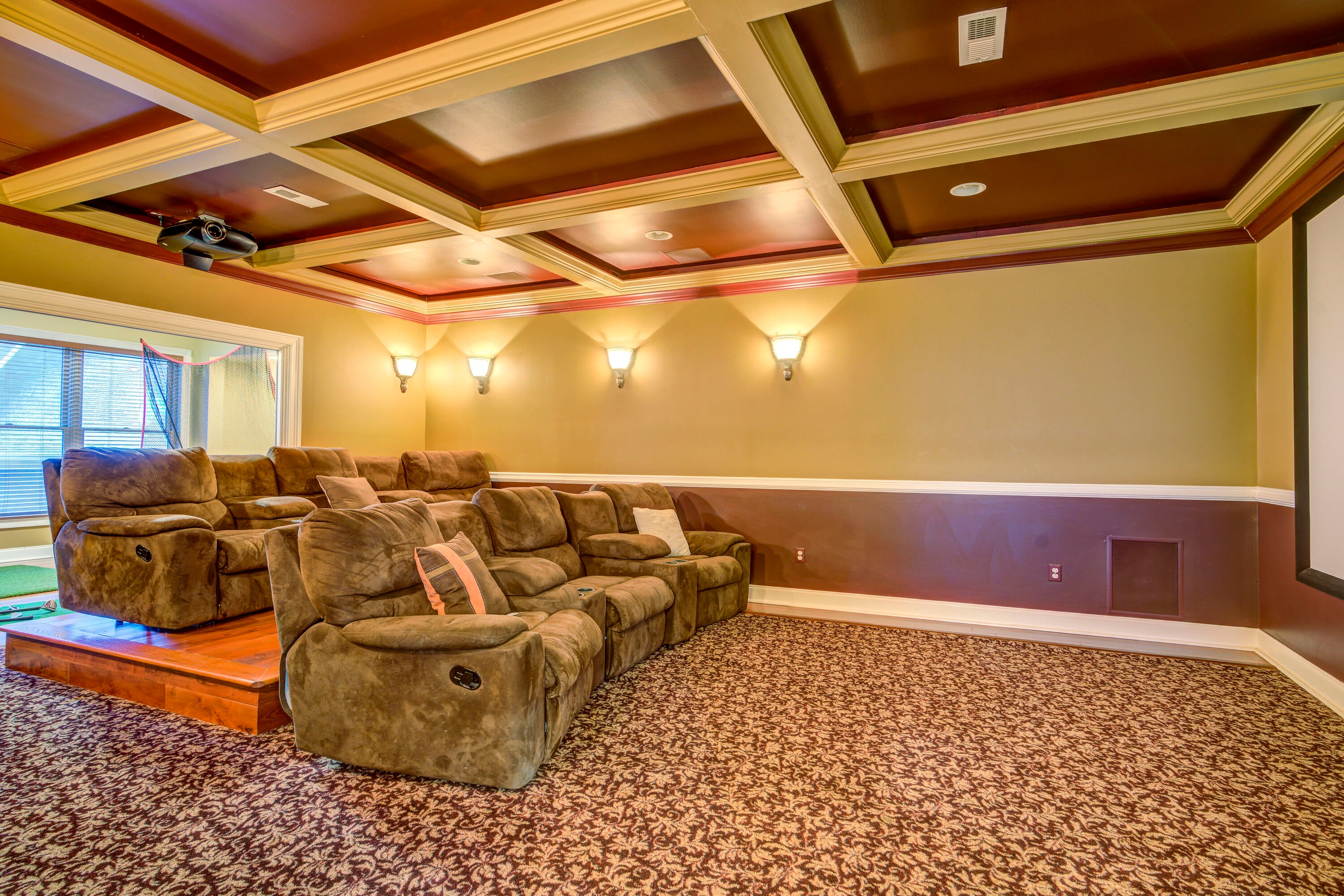 Johnson City, Tennessee, 37601, United States, ,11 BathroomsBathrooms,Residential,Active,1769538