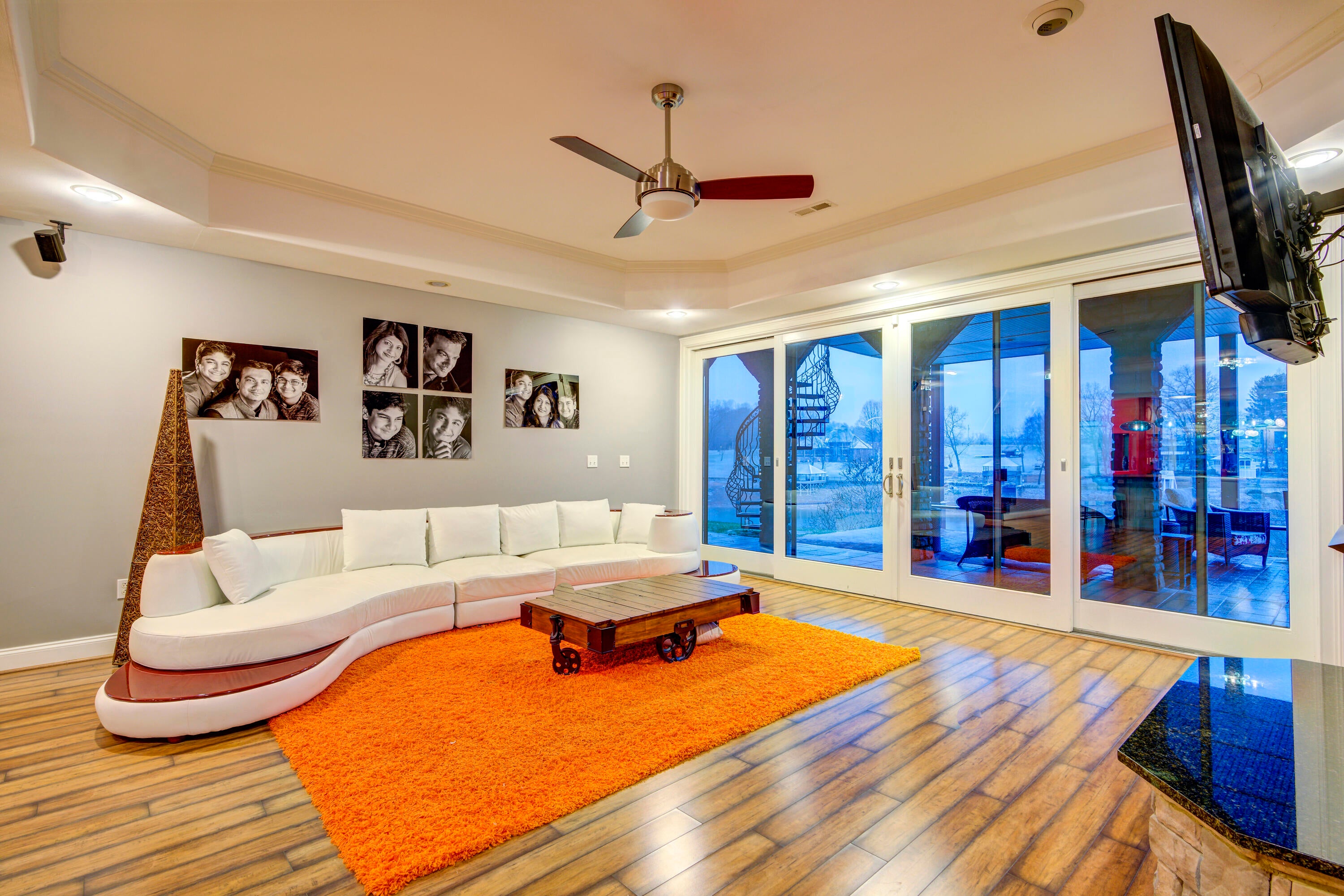 Johnson City, Tennessee, 37601, United States, ,11 BathroomsBathrooms,Residential,Active,1769538