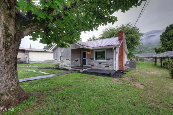 638 FIRST AVE, HAMPTON, TN 37658 - Image 1