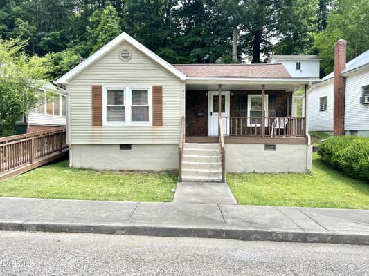 1050 SPRUCE AVE NW, NORTON, VA 24273 - Image 1