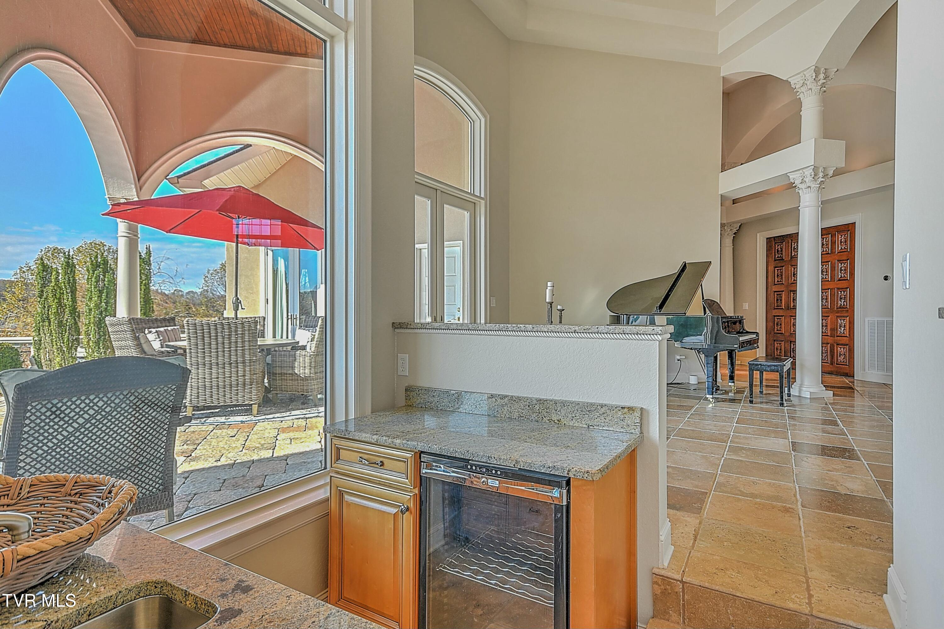 Johnson City, Tennessee, 37615, United States, ,6 BathroomsBathrooms,Residential,Active,1773218