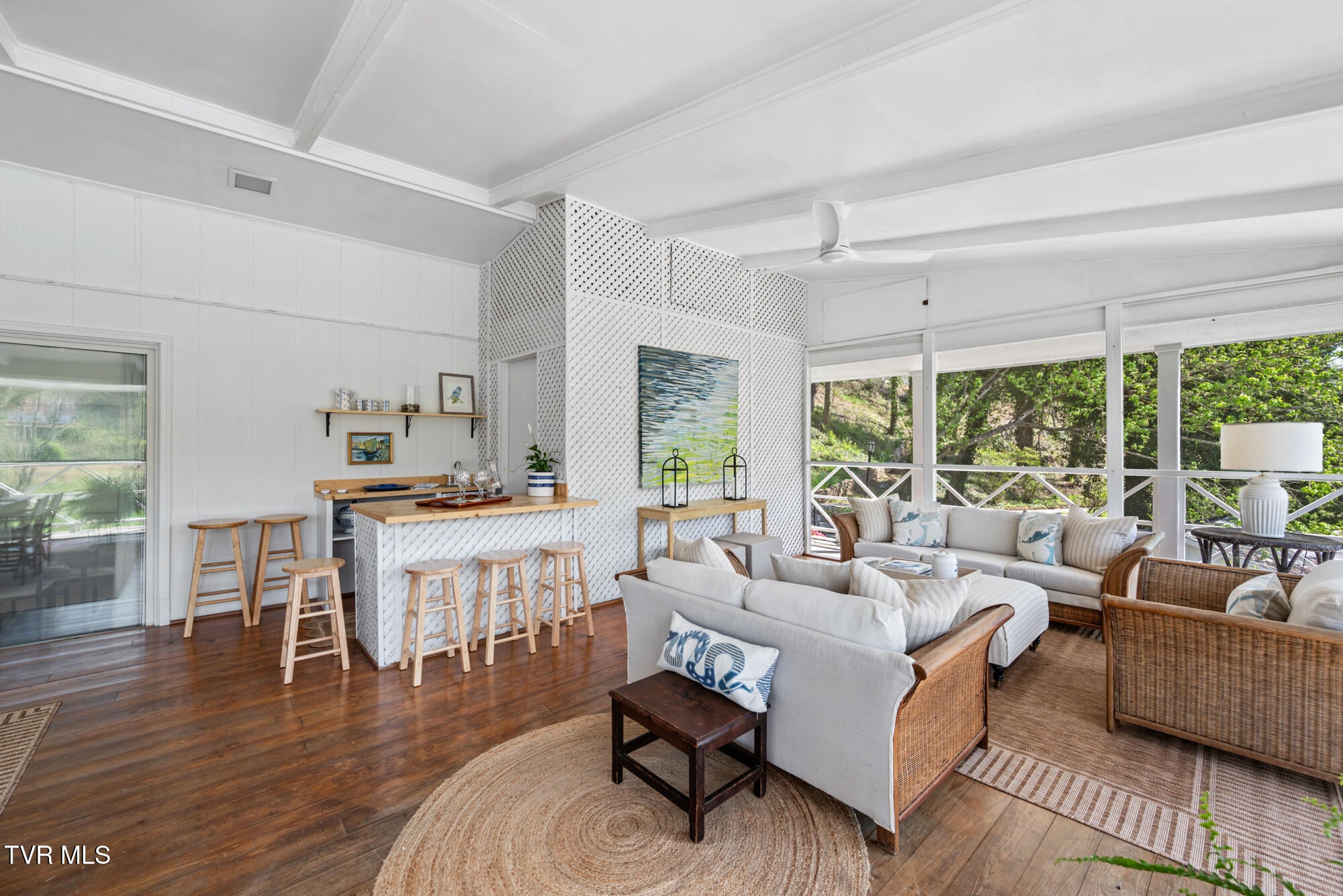 Bristol, Tennessee, 37620, United States, 3 Bedrooms Bedrooms, ,3 BathroomsBathrooms,Residential,Active,2007074