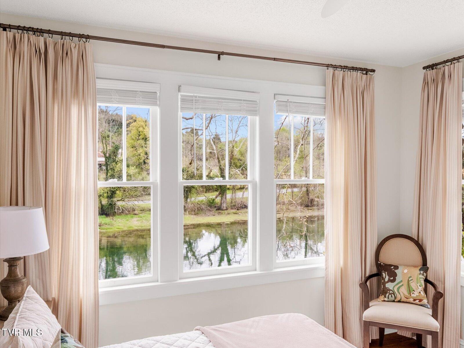 Bristol, Tennessee, 37620, United States, 3 Bedrooms Bedrooms, ,3 BathroomsBathrooms,Residential,Active,2007074