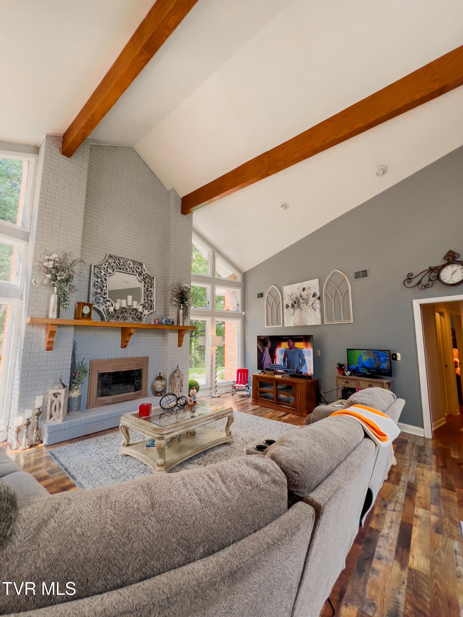 Unicoi, Tennessee, 37692, United States, 3 Bedrooms Bedrooms, ,4 BathroomsBathrooms,Residential,Active,1936616