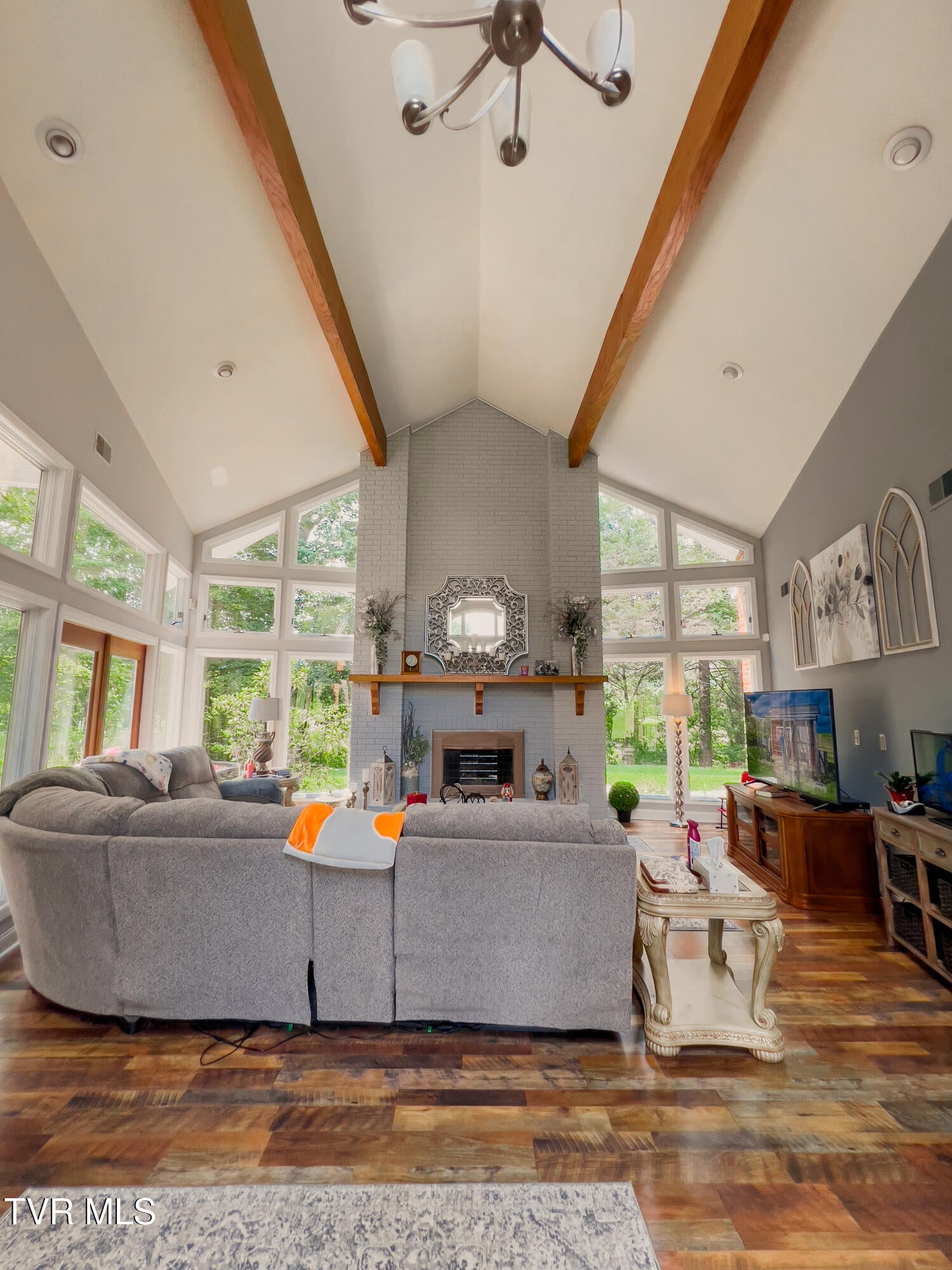 Unicoi, Tennessee, 37692, United States, 3 Bedrooms Bedrooms, ,4 BathroomsBathrooms,Residential,Active,1936616