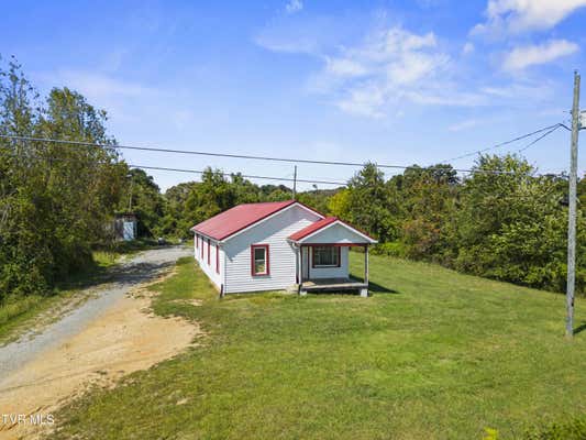 8075 OLD STAGE RD, CHUCKEY, TN 37641 - Image 1