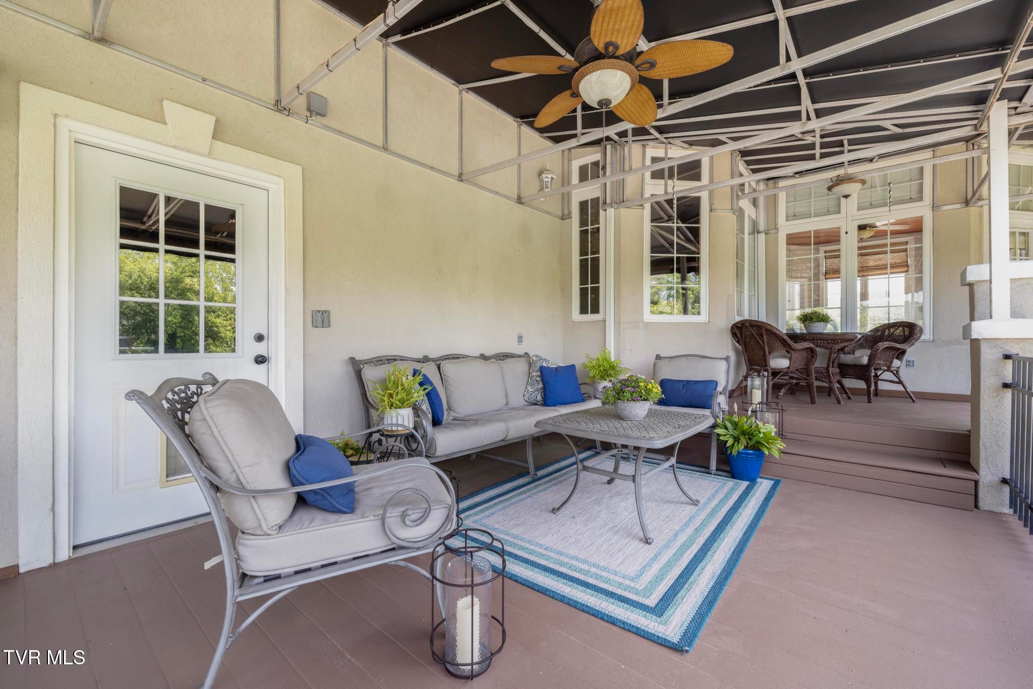 Piney Flats, Tennessee, 37686, United States, 5 Bedrooms Bedrooms, ,5 BathroomsBathrooms,Residential,Active,1849555
