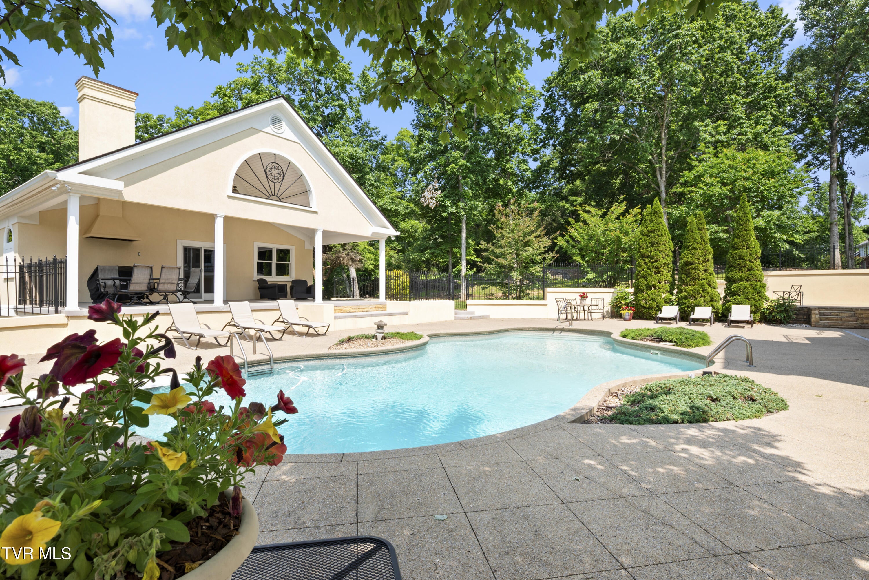 Blountville, Tennessee, 37617, United States, 8 Bedrooms Bedrooms, ,8 BathroomsBathrooms,Residential,Active,2007073