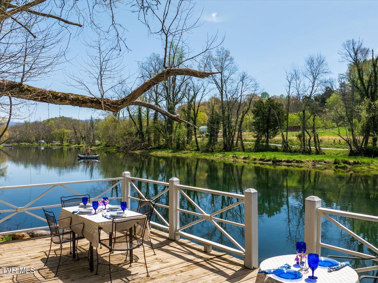 Bristol, Tennessee, 37620, United States, 3 Bedrooms Bedrooms, ,3 BathroomsBathrooms,Residential,Active,2007074