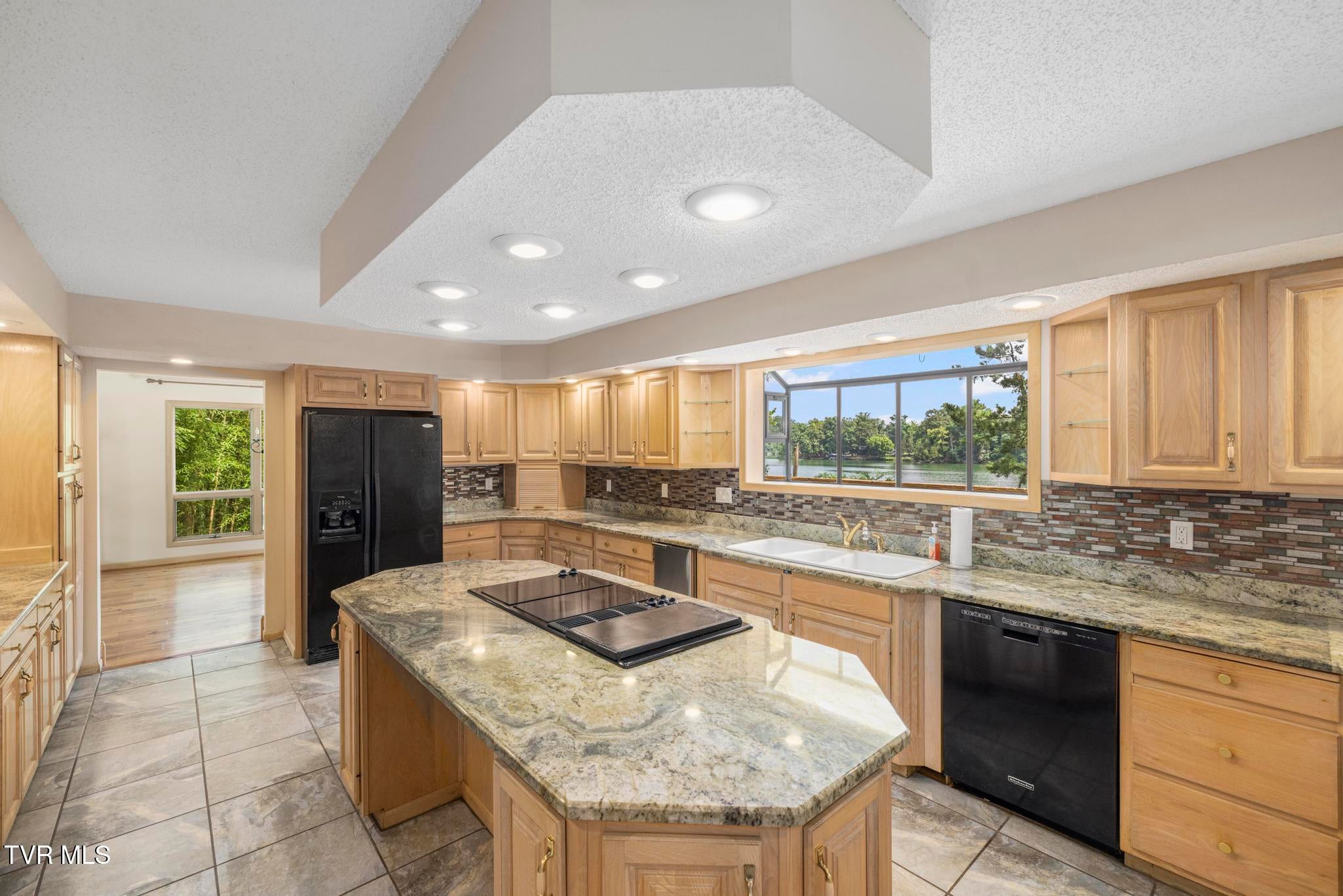 Gray, Tennessee, 37615, United States, 4 Bedrooms Bedrooms, ,5 BathroomsBathrooms,Residential,Active,1904698