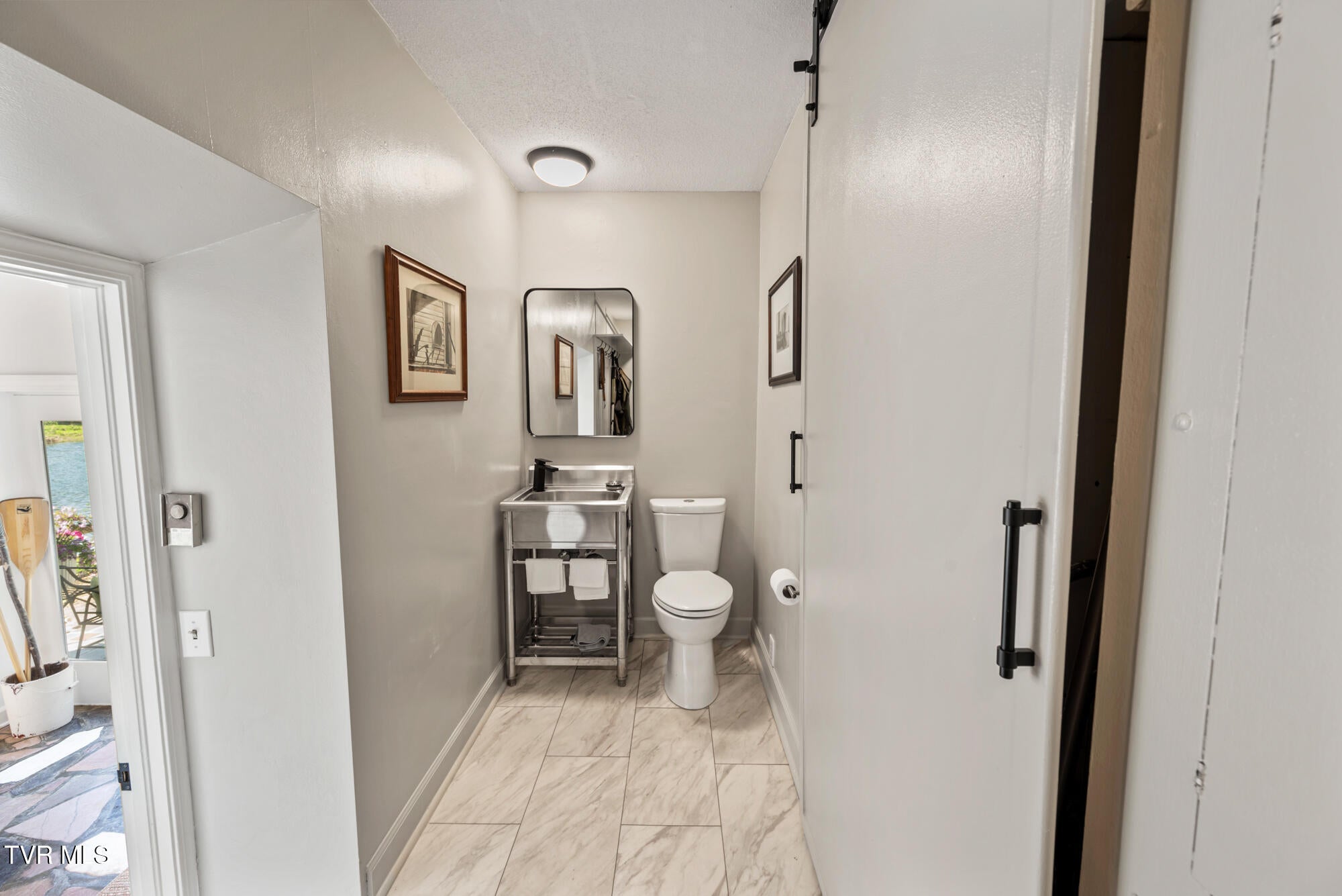 Bristol, Tennessee, 37620, United States, 3 Bedrooms Bedrooms, ,3 BathroomsBathrooms,Residential,Active,2007074