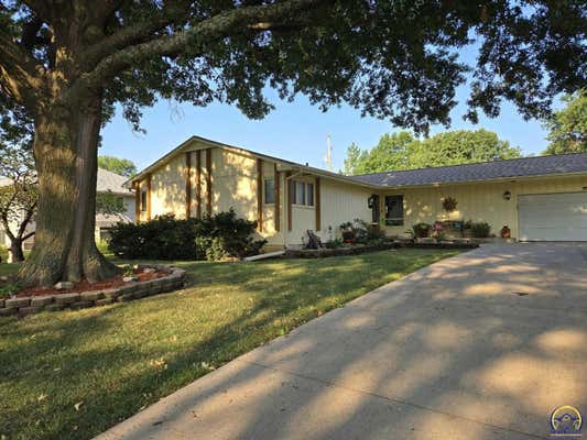 1809 MAPLECREST DR, EMPORIA, KS 66801 - Image 1