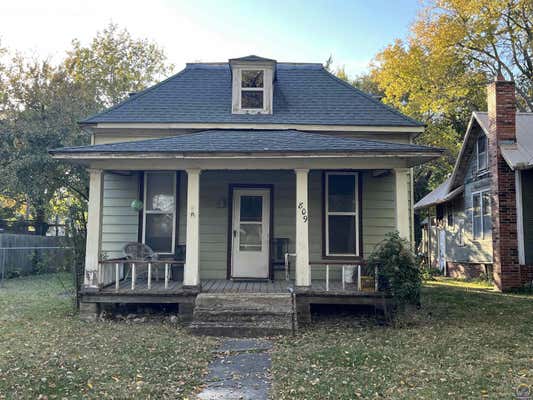 809 COTTONWOOD ST, EMPORIA, KS 66801 - Image 1