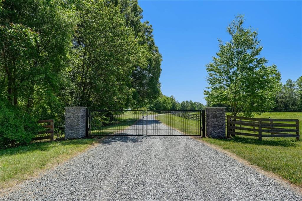 Reidsville, North Carolina, 27320, United States, ,2 BathroomsBathrooms,Residential,Active,1769860