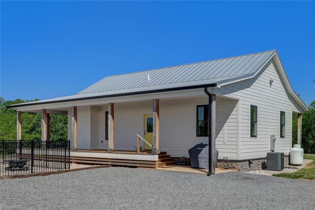 Reidsville, North Carolina, 27320, United States, ,2 BathroomsBathrooms,Residential,Active,1769860