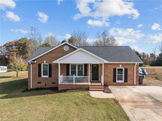 6854 LAWRENCE FARM LN, RANDLEMAN, NC 27317 - Image 1