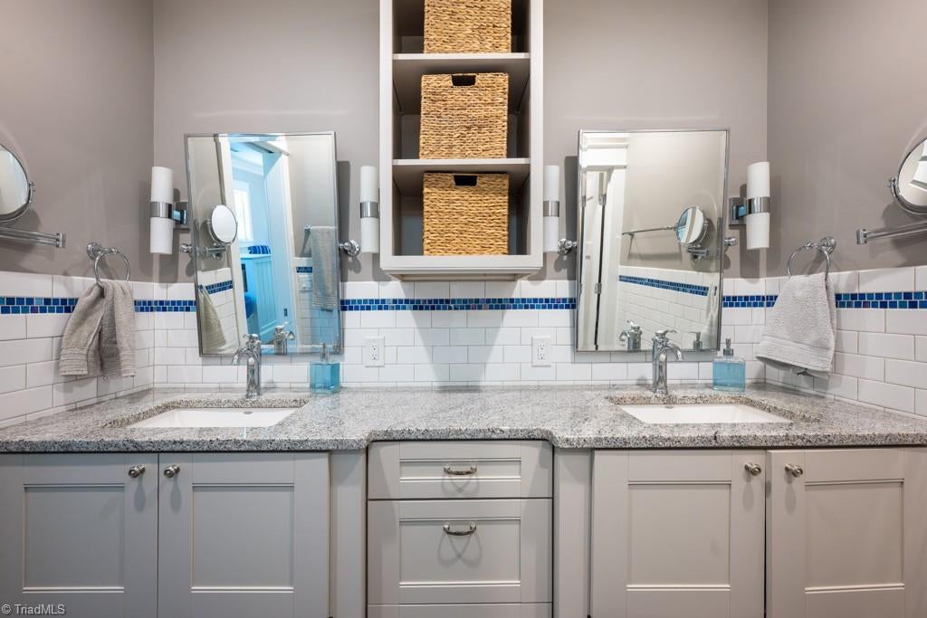 Semora, North Carolina, 27343, United States, 4 Bedrooms Bedrooms, ,4 BathroomsBathrooms,Residential,Active,2009399