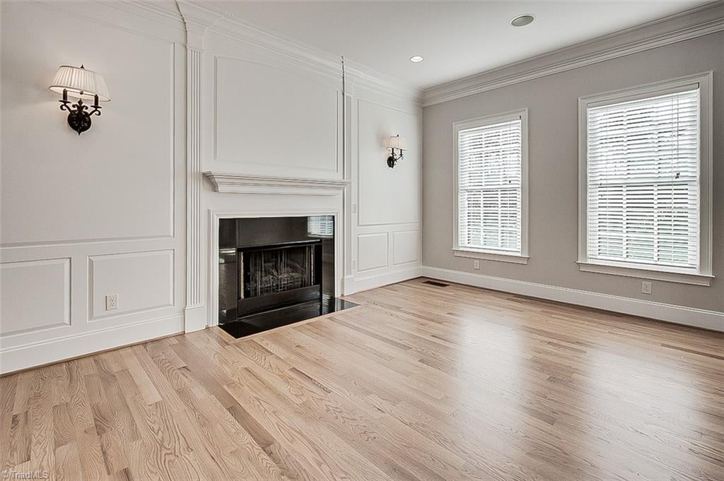 Asheboro, North Carolina, 27205, United States, 4 Bedrooms Bedrooms, ,7 BathroomsBathrooms,Residential,Active,1998563