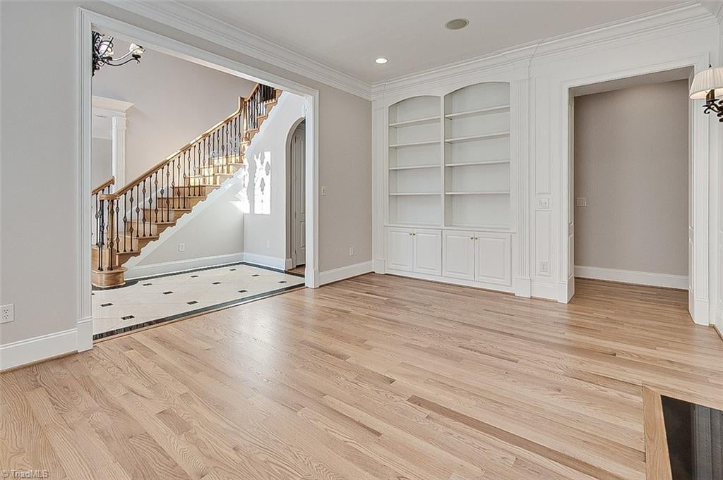 Asheboro, North Carolina, 27205, United States, 4 Bedrooms Bedrooms, ,7 BathroomsBathrooms,Residential,Active,1998563