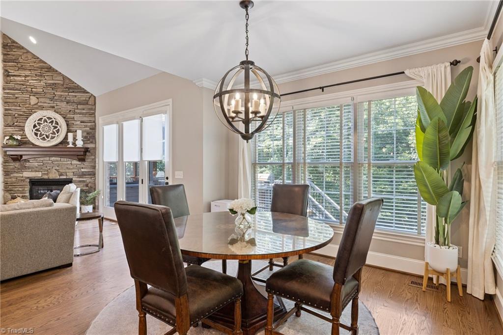 High Point, North Carolina, 27262, United States, 5 Bedrooms Bedrooms, ,5 BathroomsBathrooms,Residential,Active,1945067