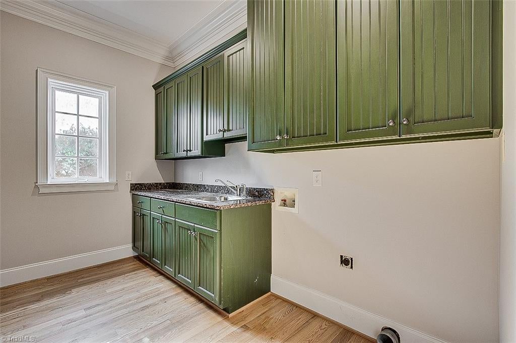 Asheboro, North Carolina, 27205, United States, 4 Bedrooms Bedrooms, ,7 BathroomsBathrooms,Residential,Active,1998563