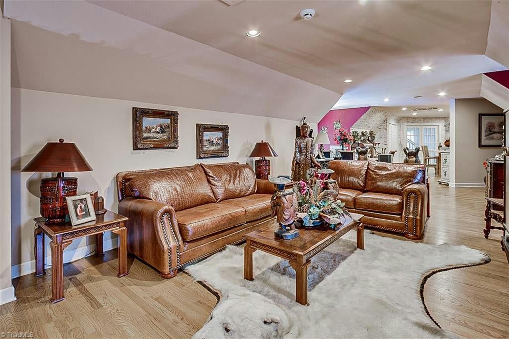 Asheboro, North Carolina, 27205, United States, ,13 BathroomsBathrooms,Residential,Active,1769564