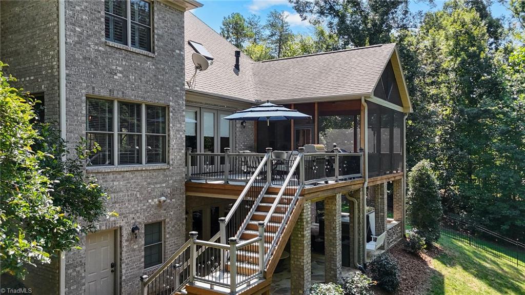 High Point, North Carolina, 27262, United States, 5 Bedrooms Bedrooms, ,5 BathroomsBathrooms,Residential,Active,1945067
