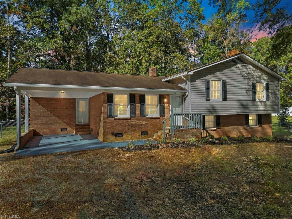 963 GREEN MEADOWS DR, LEXINGTON, NC 27292, photo 1 of 28