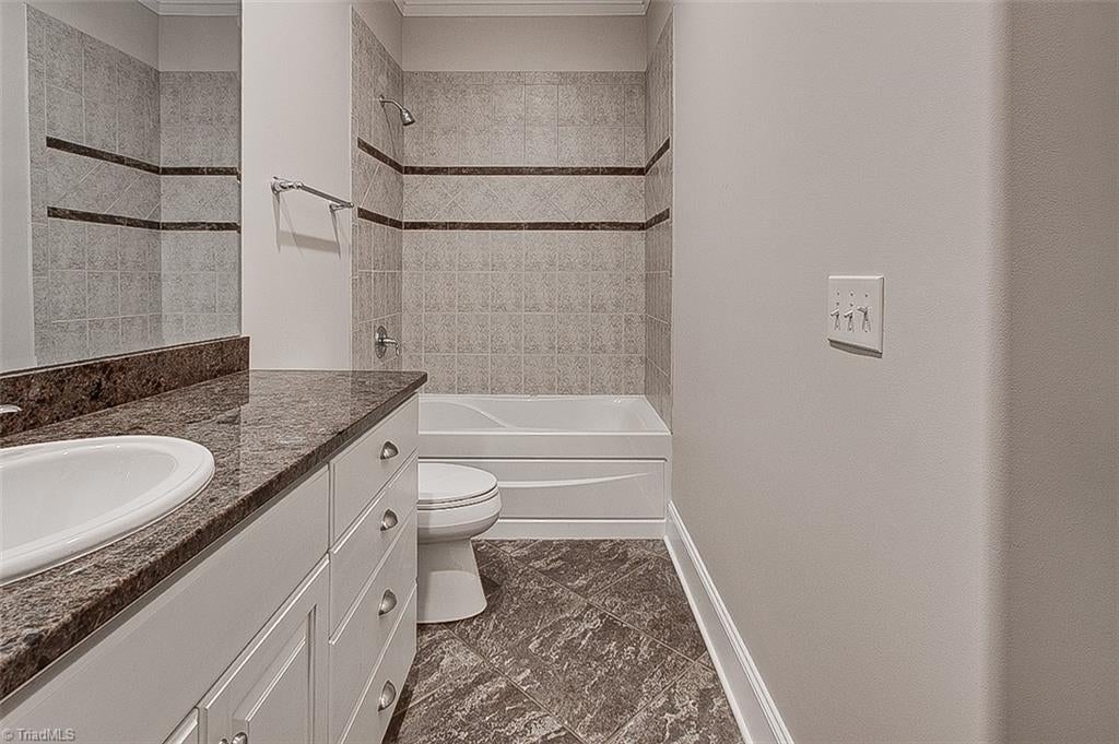 Asheboro, North Carolina, 27205, United States, 4 Bedrooms Bedrooms, ,7 BathroomsBathrooms,Residential,Active,1998563