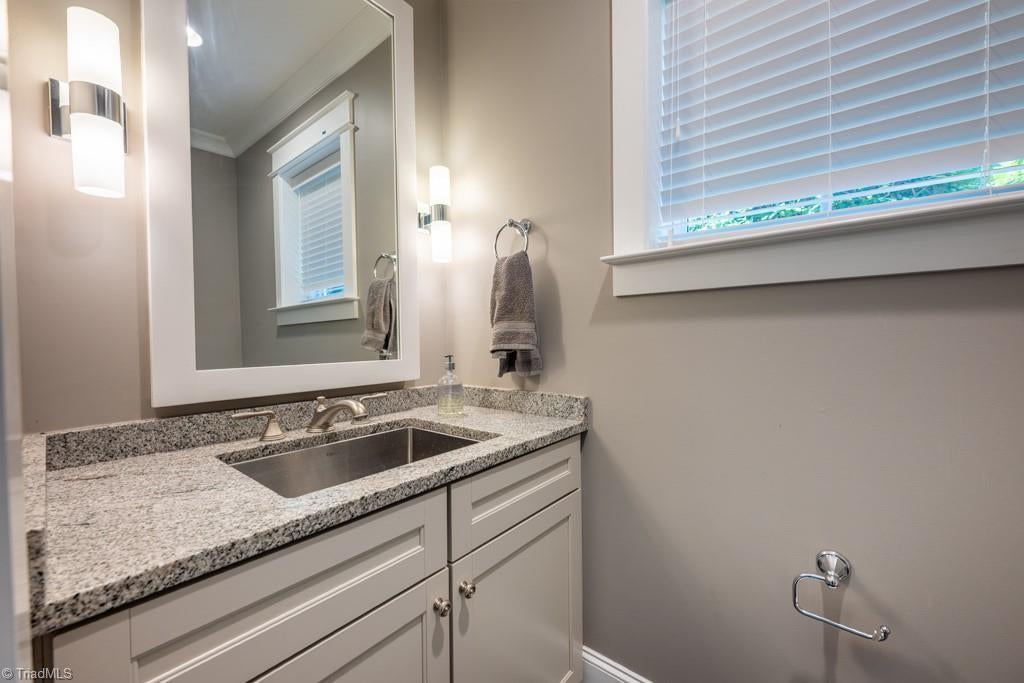 Semora, North Carolina, 27343, United States, 4 Bedrooms Bedrooms, ,4 BathroomsBathrooms,Residential,Active,2009399