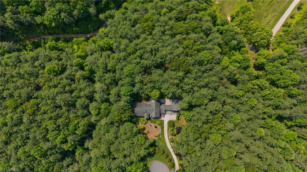 Lenoir, North Carolina, 28645, United States, ,4 BathroomsBathrooms,Residential,Active,1843857