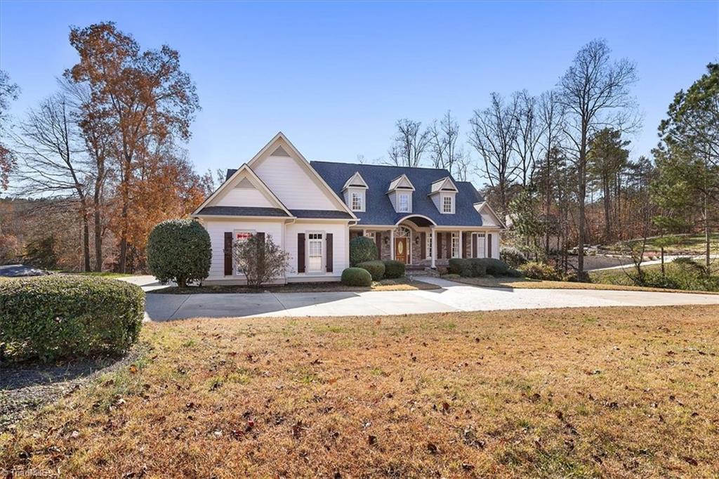 Belews Creek, North Carolina, 27009, United States, 4 Bedrooms Bedrooms, ,5 BathroomsBathrooms,Residential,Active,2006798