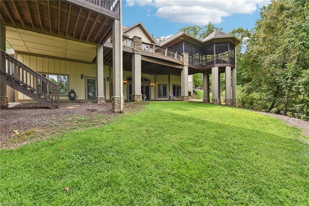 Denton, North Carolina, 27239, United States, 4 Bedrooms Bedrooms, ,7 BathroomsBathrooms,Residential,Active,1745617