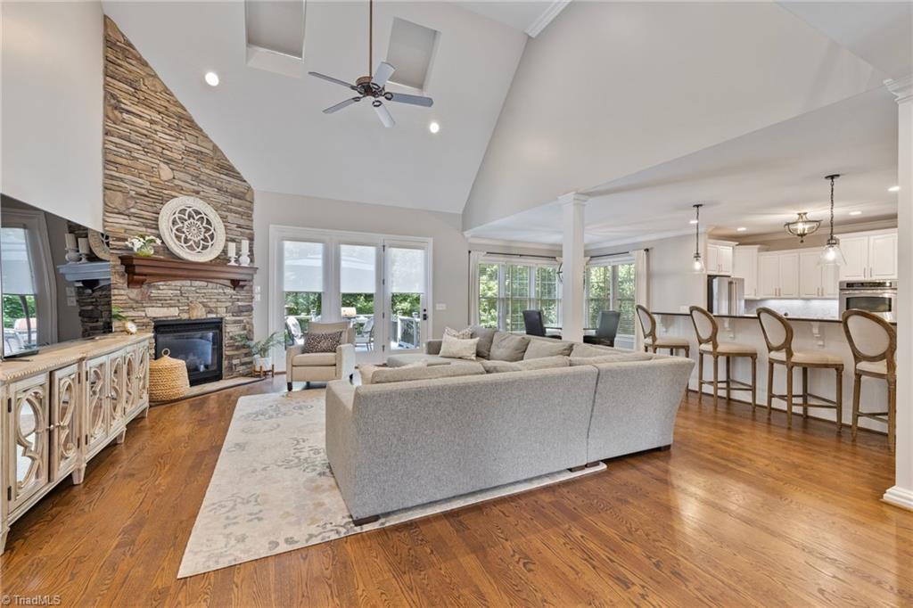 High Point, North Carolina, 27262, United States, 5 Bedrooms Bedrooms, ,5 BathroomsBathrooms,Residential,Active,1945067