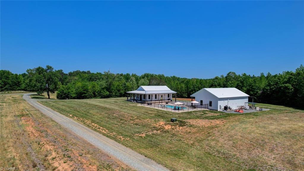 Reidsville, North Carolina, 27320, United States, ,2 BathroomsBathrooms,Residential,Active,1769860