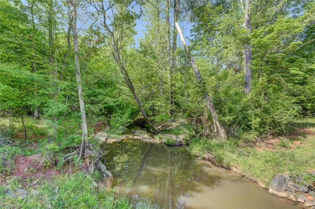 Reidsville, North Carolina, 27320, United States, ,2 BathroomsBathrooms,Residential,Active,1769860