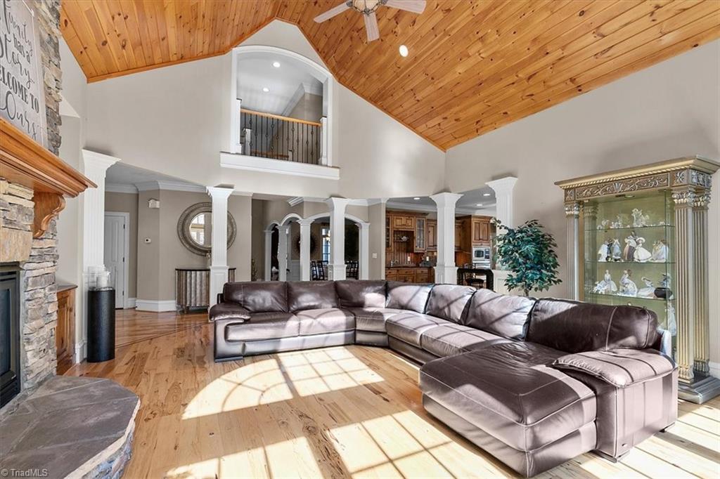 Belews Creek, North Carolina, 27009, United States, 4 Bedrooms Bedrooms, ,5 BathroomsBathrooms,Residential,Active,2006798