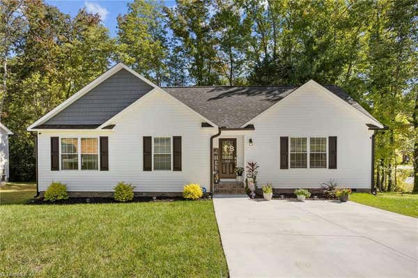 913 BERG ST, ASHEBORO, NC 27203 - Image 1